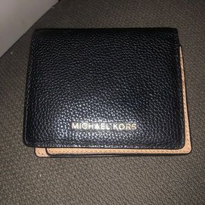 MICHAEL KORS STUDIO MERCER BLACK CARRYALL CARDCASE